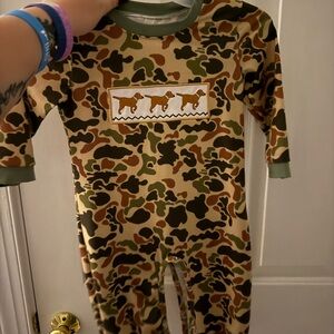 My sons legs are too short for this style and it’s new. Was only tried on.